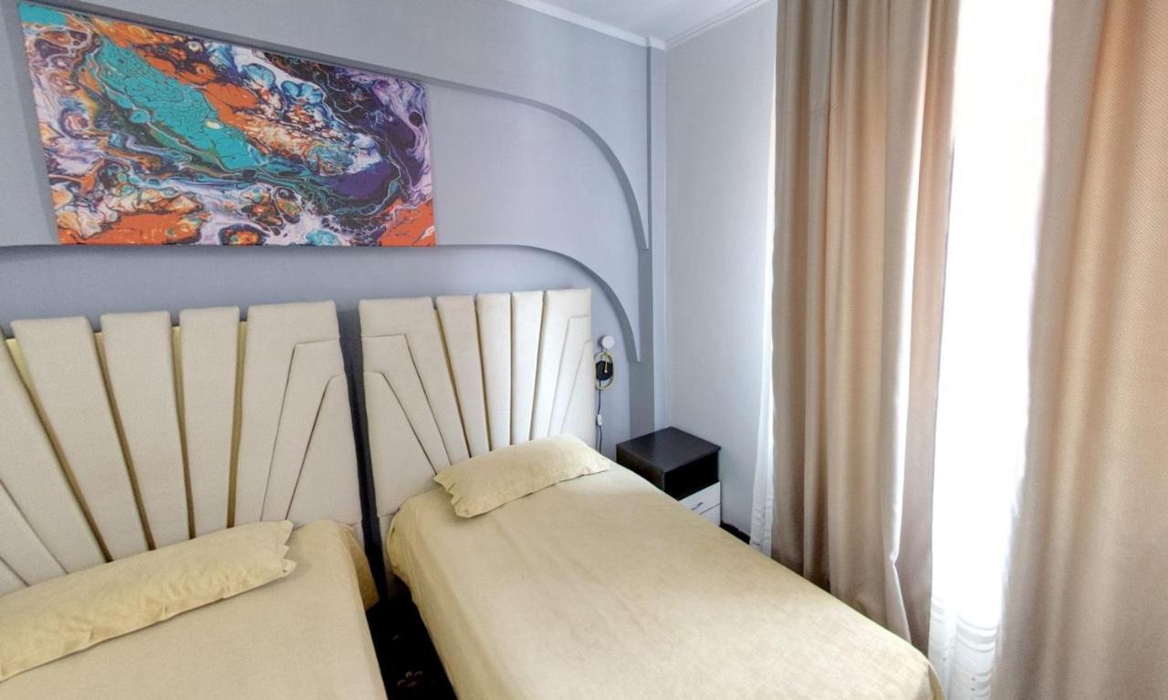 Hotel Duet 皮特什蒂 外观 照片
